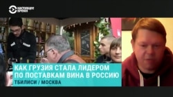 "Неуверенность с поставками импортного вина". Почему закупщики алкоголя в России наращивают объемы и делают запасы – объясняет эксперт
