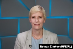 Human rights activist Marina Litvinovich, a Duma candidate in Moscow for the liberal Yabloko party