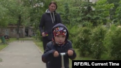 Ukrainian kidney-transplant candidate Zakhar Shklyar, 4, and his mother, Kateryna Shklyar