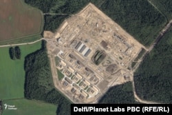 Западная, самая крупная строительная площадка военного объекта в районе села Павловка, 13 августа 2025 года