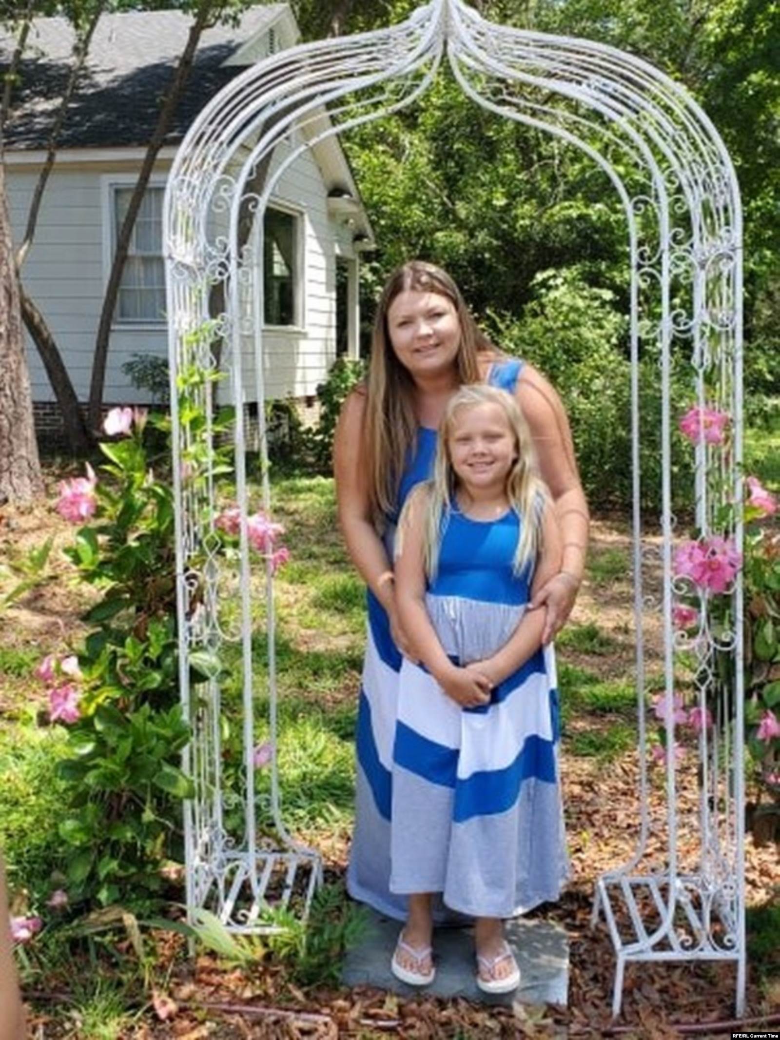 Елена с дочкой. Фото: личный архив