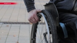 На коляске за грабителями: паралимпиец из Латвии стал звездой реальной криминальной драмы